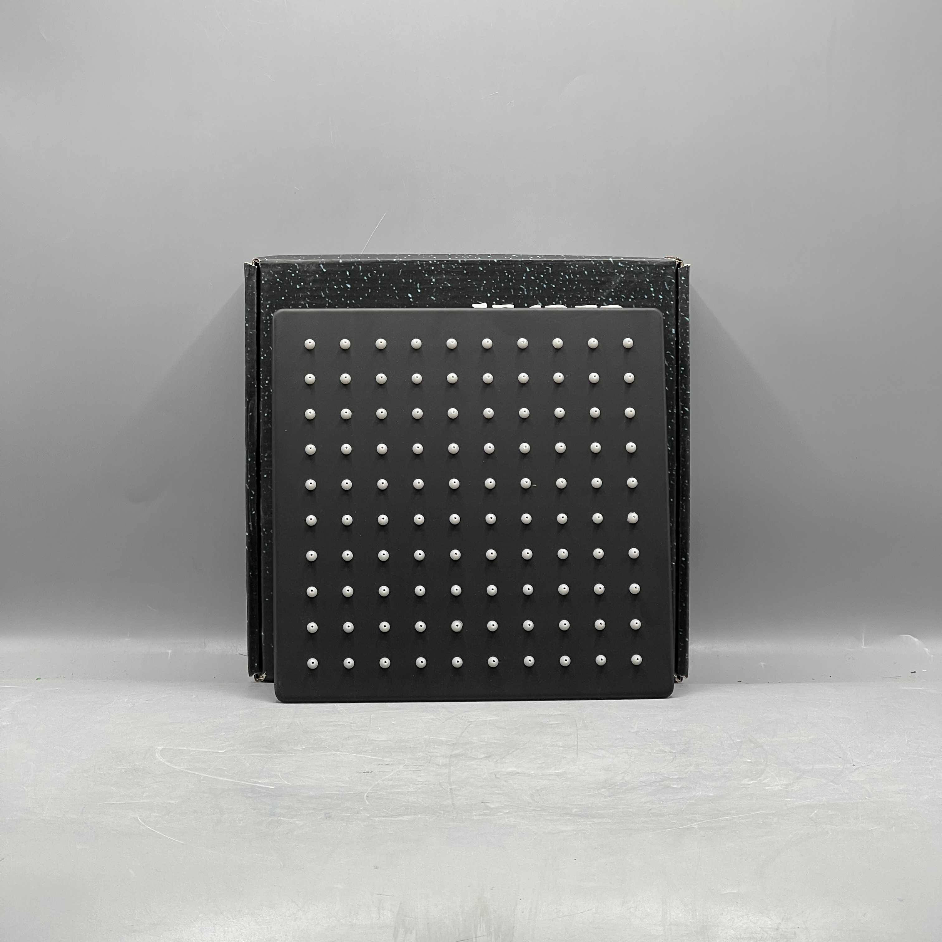 Pomme de douche leader 20*20 Noir